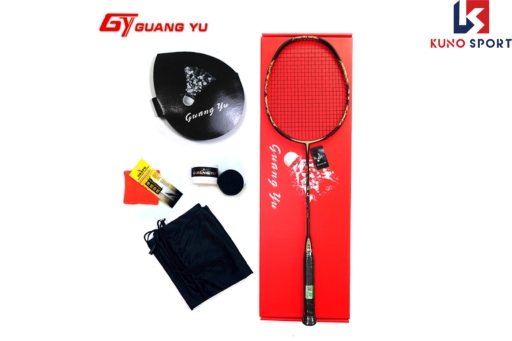 Mua vợt cầu lông từ Kunosport